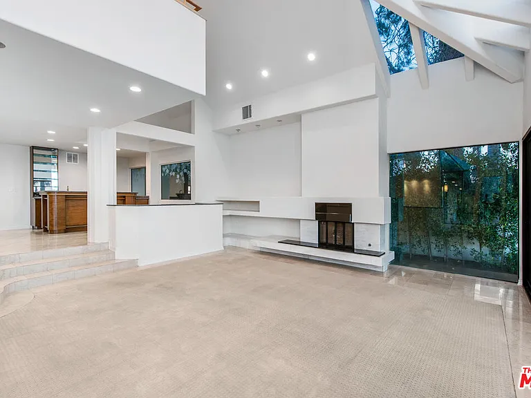 7940 Vulcan Dr — Photo 53