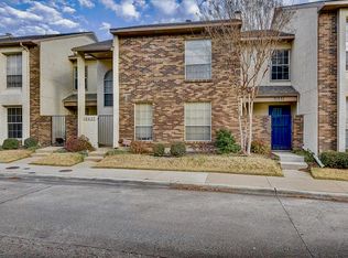 12827 Burninglog Ln, Dallas, TX 75243