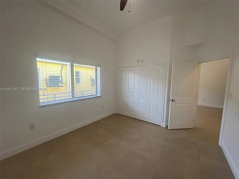 2268 SW 8th St #3 — Photo 16