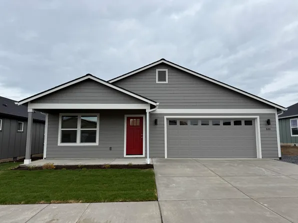 588 NE Mitchell St #170, Madras, OR 97741