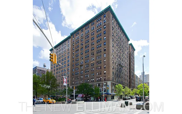 Sold by Douglas Elliman | media 35