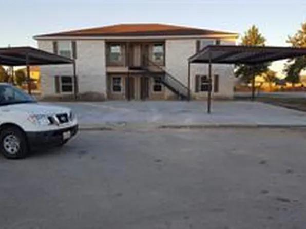 92 Sandstone Dr #B, Jarrell, TX 76537