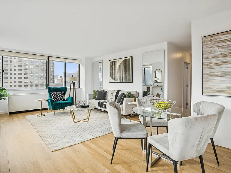 45 W 67th St #22B — Photo 15