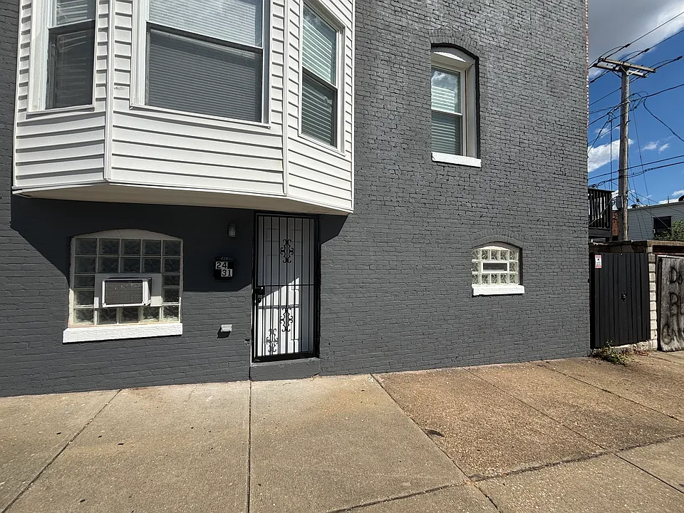 2431 Arunah Ave #B