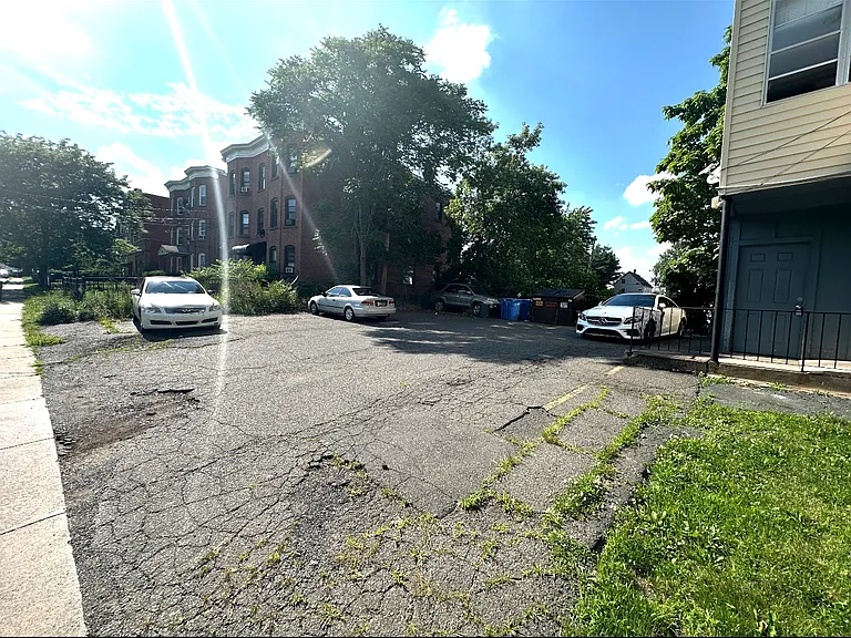 365 Franklin Ave #3N — Photo 23