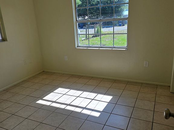 5th image of 3808 11th St E