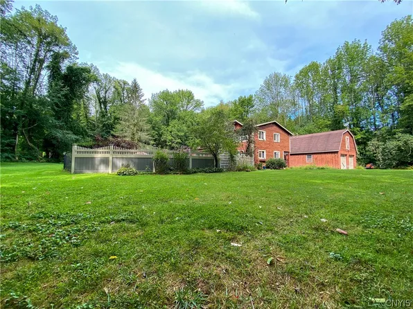 31 Emery Rd, Mexico, NY 13114