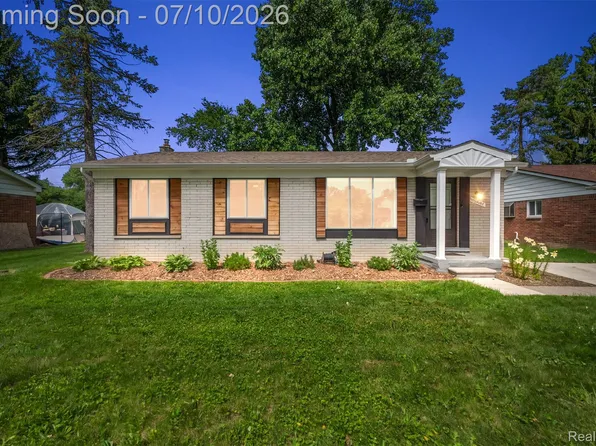 29815 Marshall St, Southfield, MI 48076
