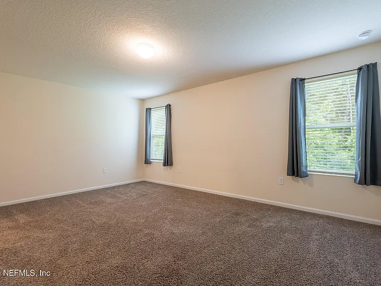 2446 Oak Stream Dr — Photo 19