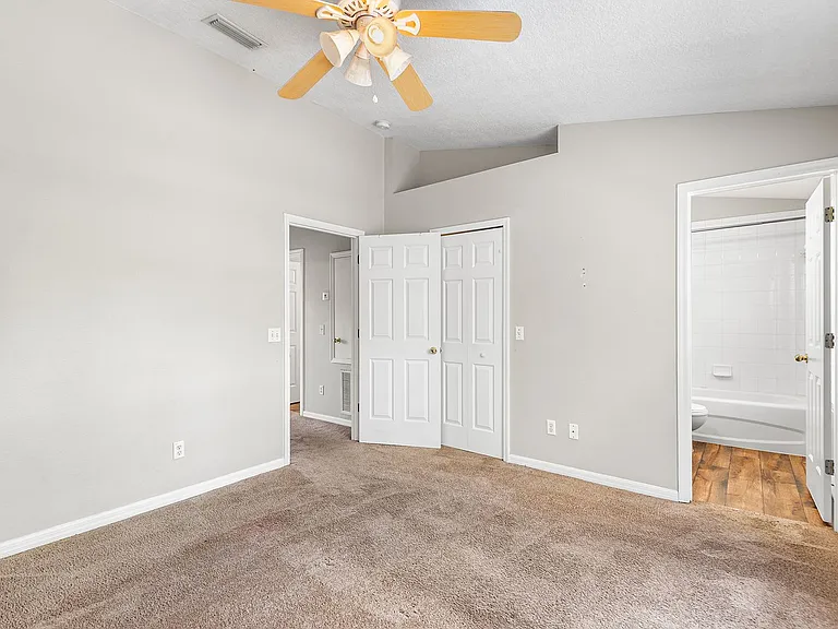 1304 Denman Ct — Photo 8