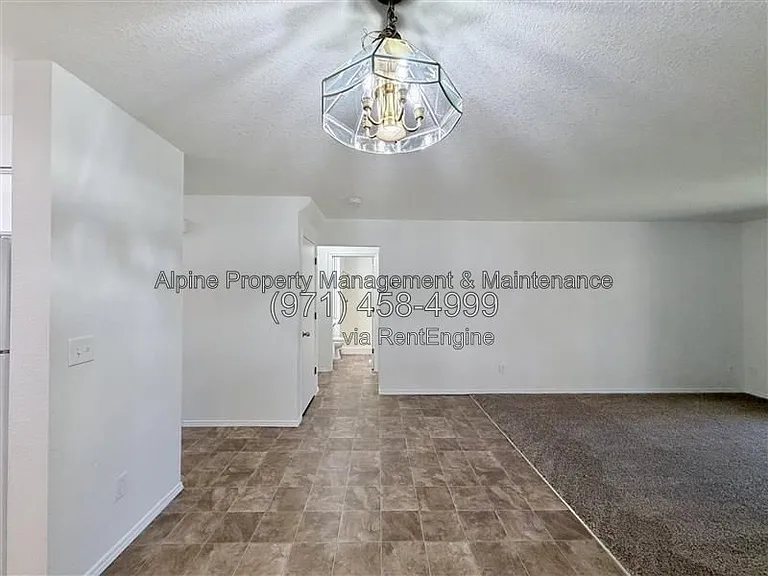 18317 SW Jann Dr — Photo 7