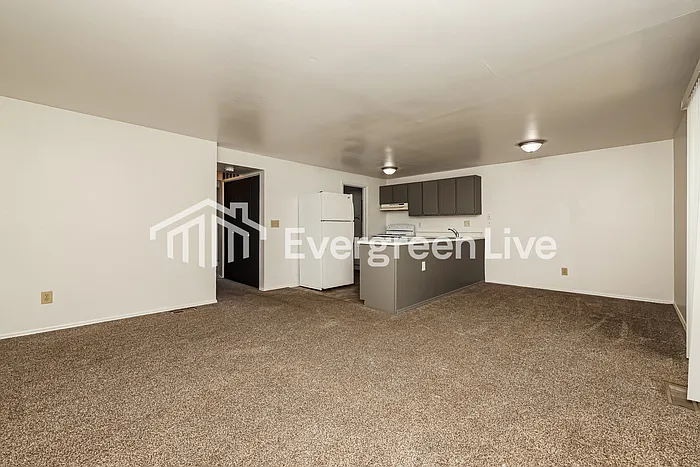 8060 Mount Everest St — Photo 3