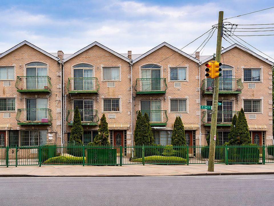 1st image of 210 Remsen Ave #2F