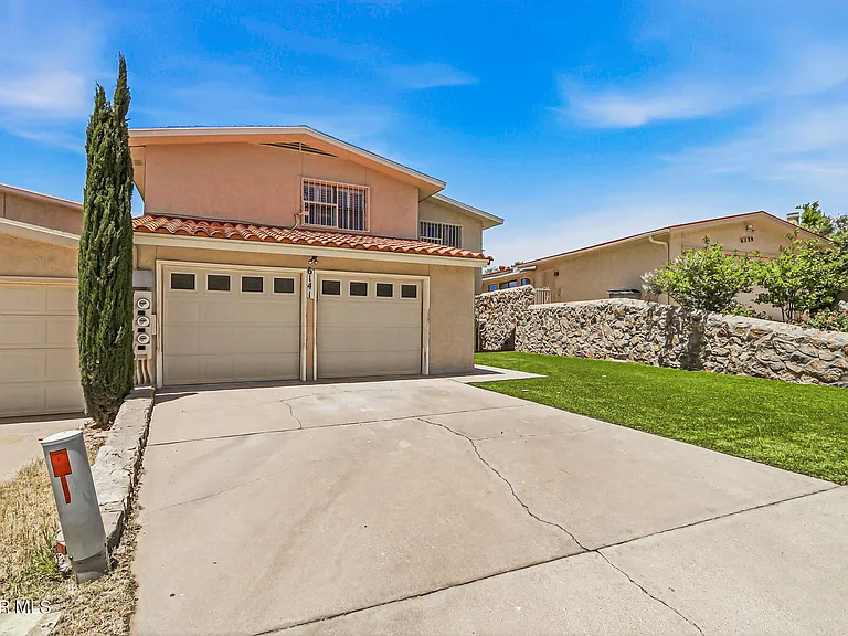 6141 Sierra Valle Ln — Photo 2