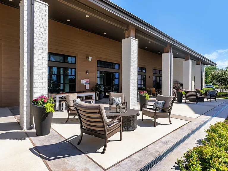 Album Benbrook Outdoor Lounge