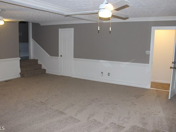 4th image of 1911 Woodview Ct