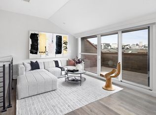 771 Harrison Ave #PENTHOUSE 10, Boston, MA 02118