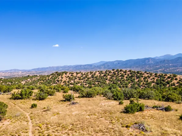 72 Sendero Encanto, Santa Fe, NM 87506
