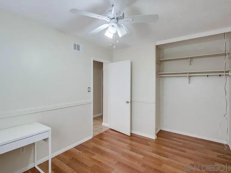 4877 Campanile Dr — Photo 8