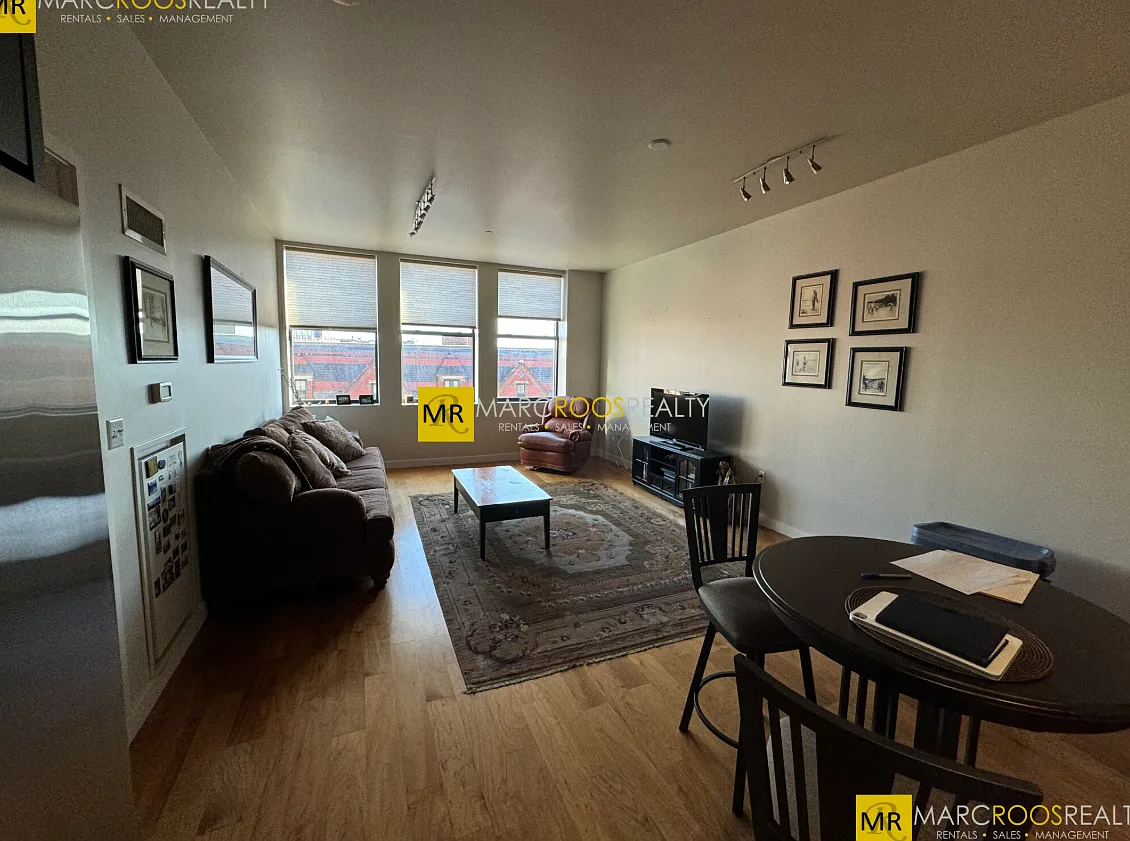 2 bed, 1240 sqft, $4,800 — Photo 1