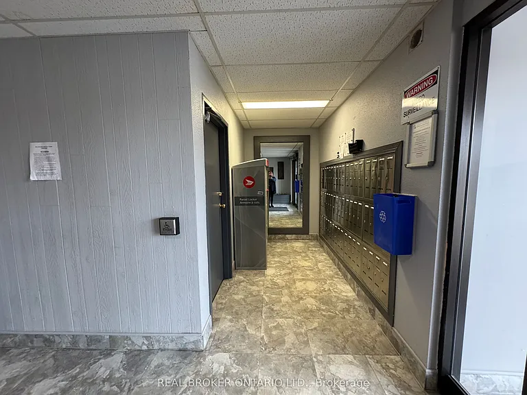 845 Kyle Ct #305 — Photo 6