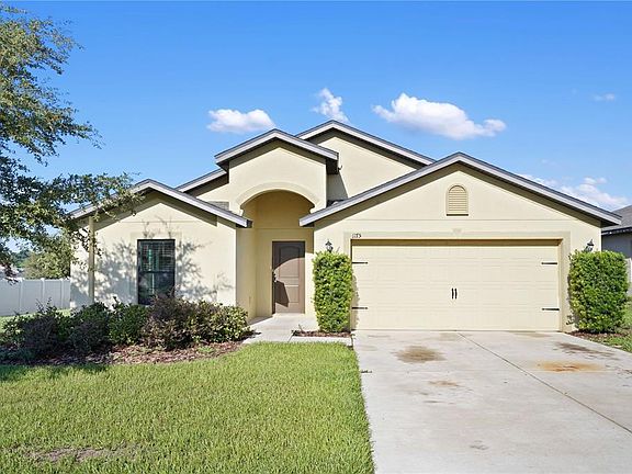 2nd image of 1175 MOYLE WAY