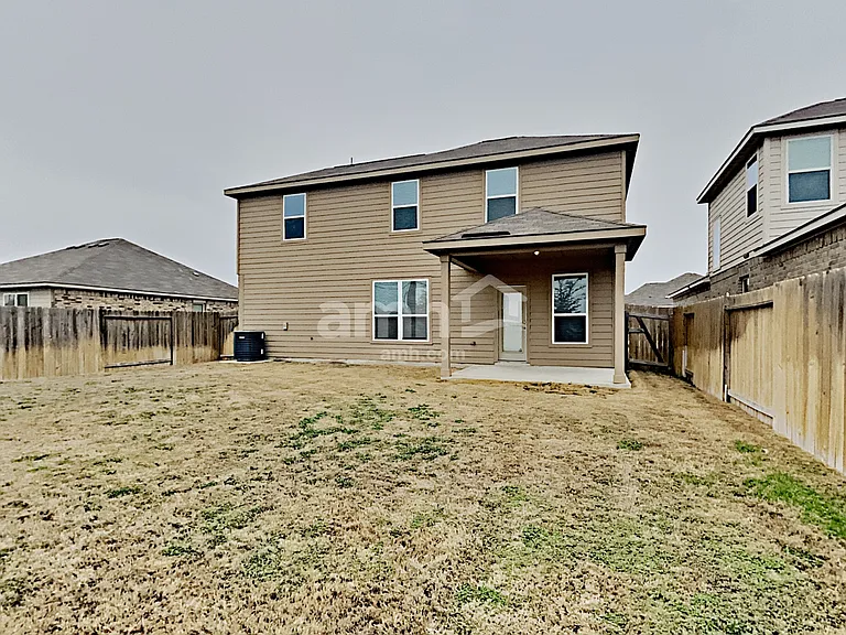 12898 Cedarcreek Trl — Photo 17