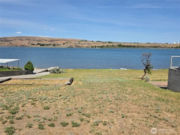 326 Lakeshore Drive, Soap Lake, WA 98851