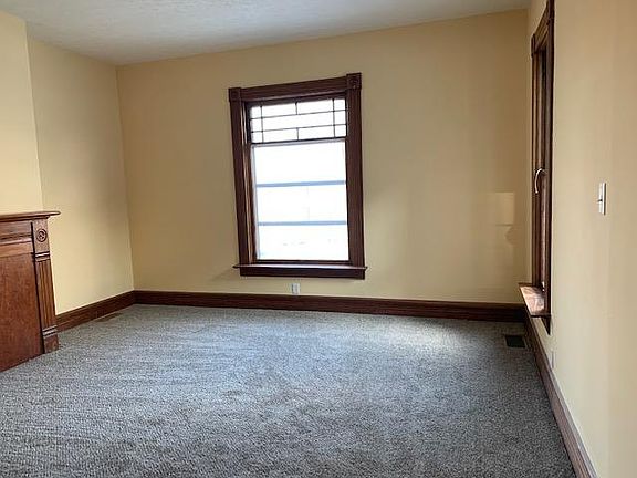 4th image of 619 N Ohio Ave