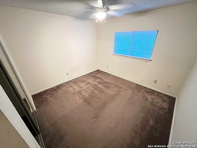 9629 Green Plain Dr — Photo 12