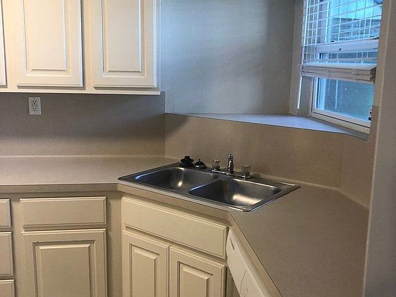 4th image of 102 Strand St APT 1
