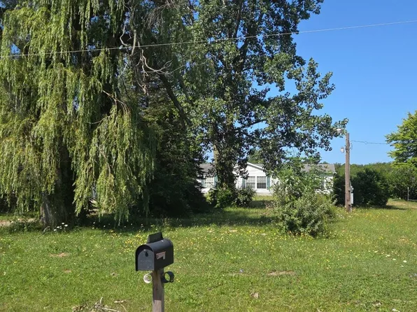 80 68th St, South Haven, MI 49090