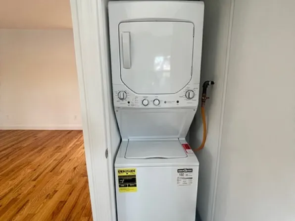 133 East 45th Street image 11 of 17