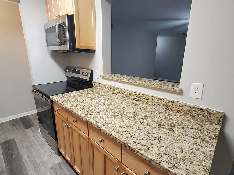 2396 Lawrenceville Hwy #F — Photo 10