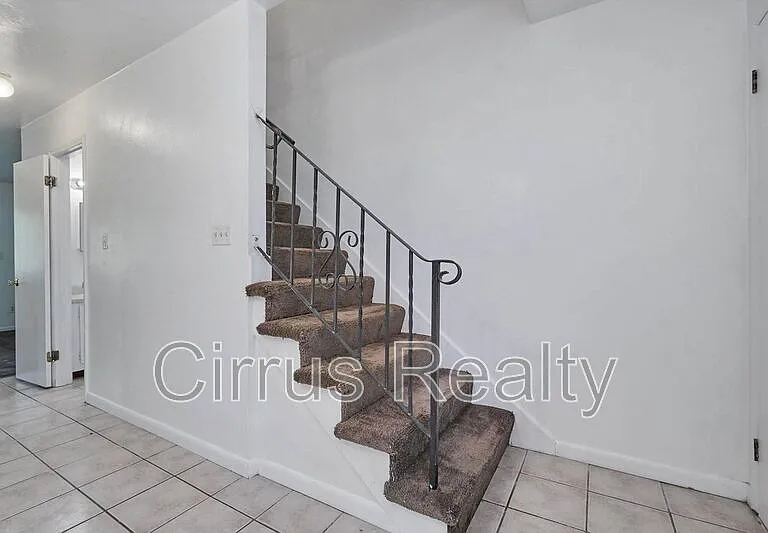 90 Francis St — Photo 16