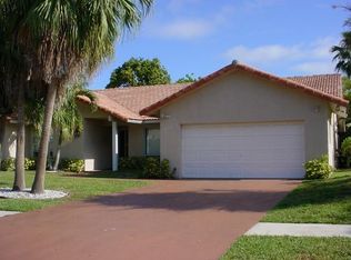 10286 Crosswind Rd, Boca Raton, FL 33498