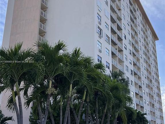 2nd image of 400 Kings Point Dr APT 621
