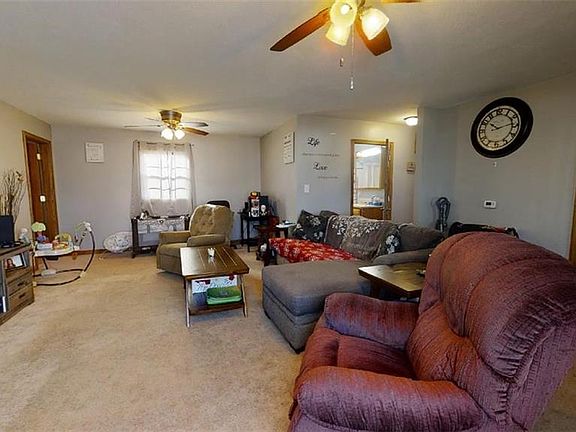4th image of 501 Crestwood Ave