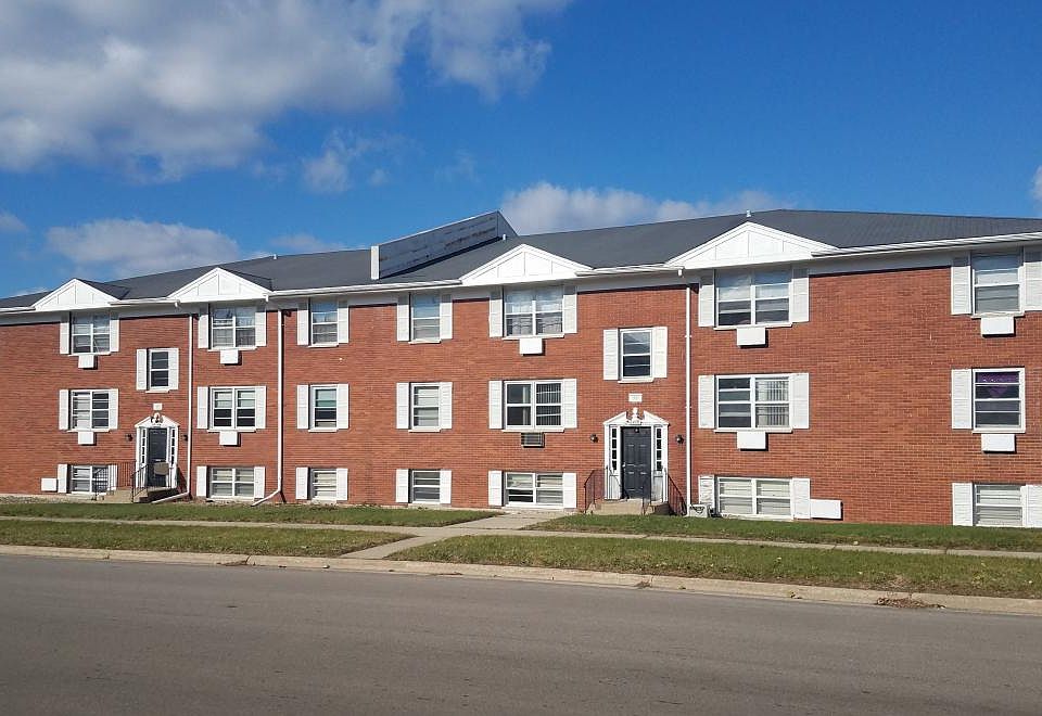 1st image of 2408 Eastmoreland Ave APT 2C