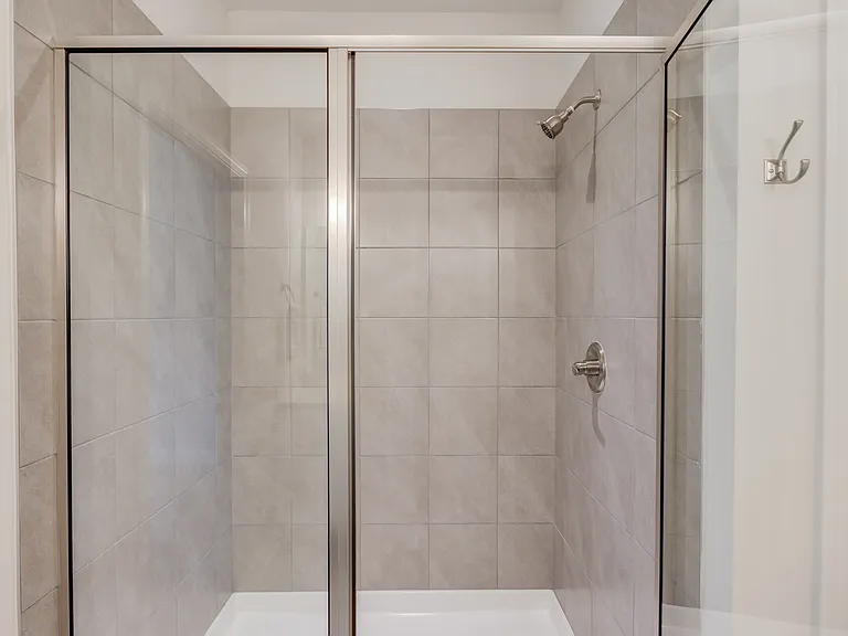 1290 Ainsworth Aly — Photo 21