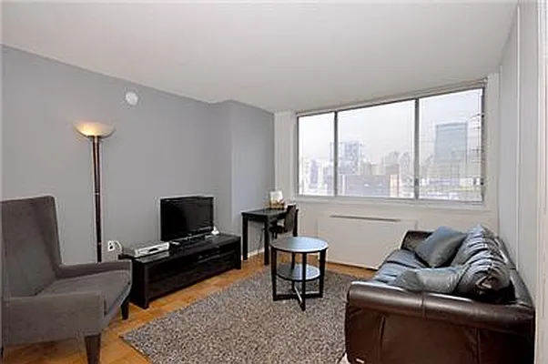 Rented by KG Properties | media 34