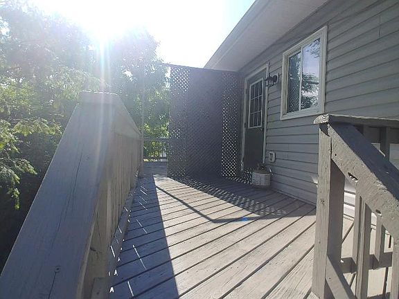 4th image of 19 S Wayne St #401