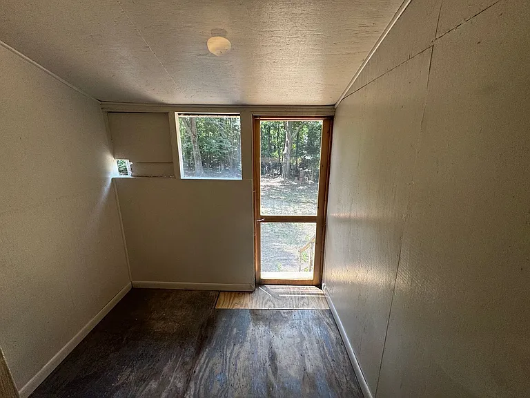 816 Churchill Dr — Photo 18
