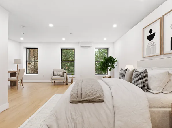 237 Saint James Place image 7 of 20