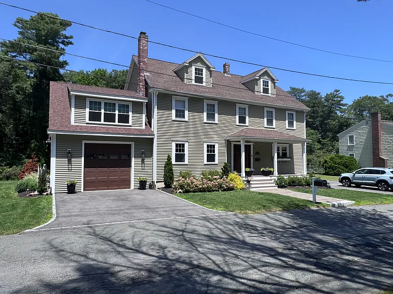 11 Rezza Rd — Photo 86