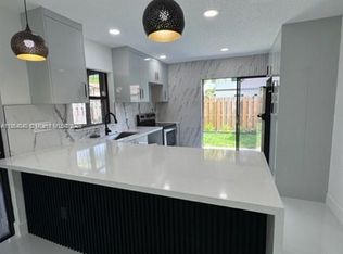 12753 SW 69th Ter, Miami, FL 33183