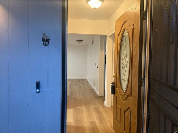 3rd image of 2580 Country Dr