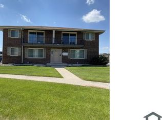 19712 Terrace Ave, Chicago Heights, IL 60411