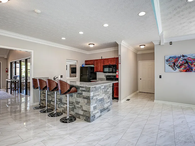 Georgetown Oaks Apartments — Photo 47
