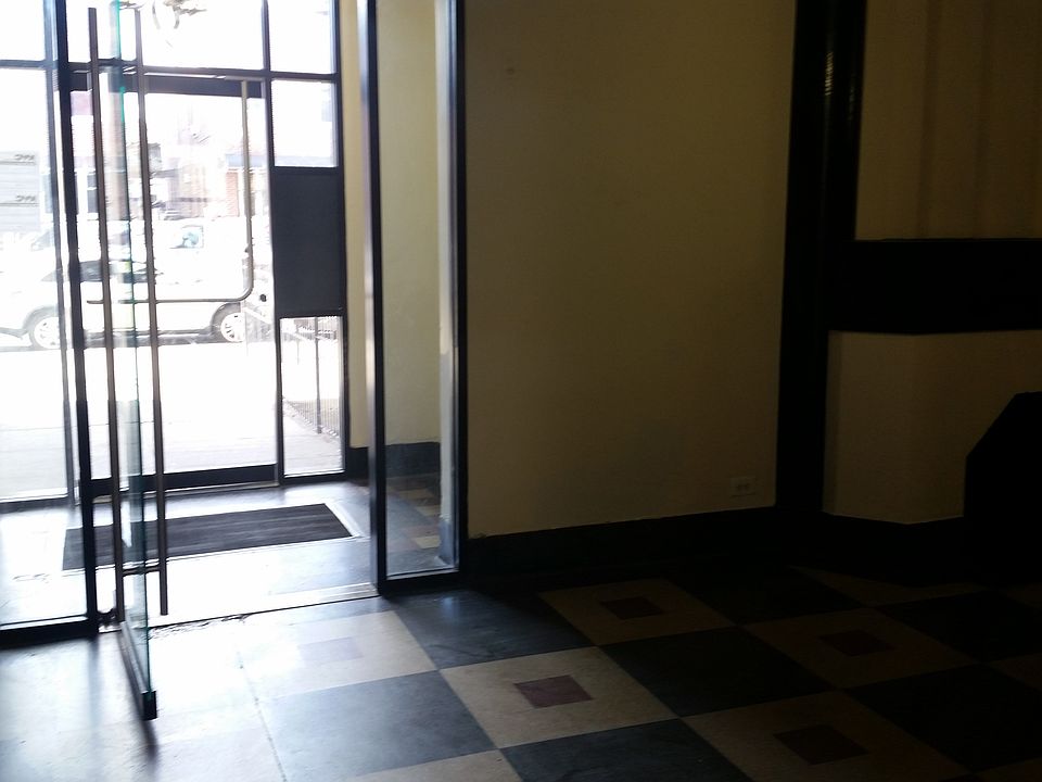 2nd image of 231 Brightwater Ct APT A5